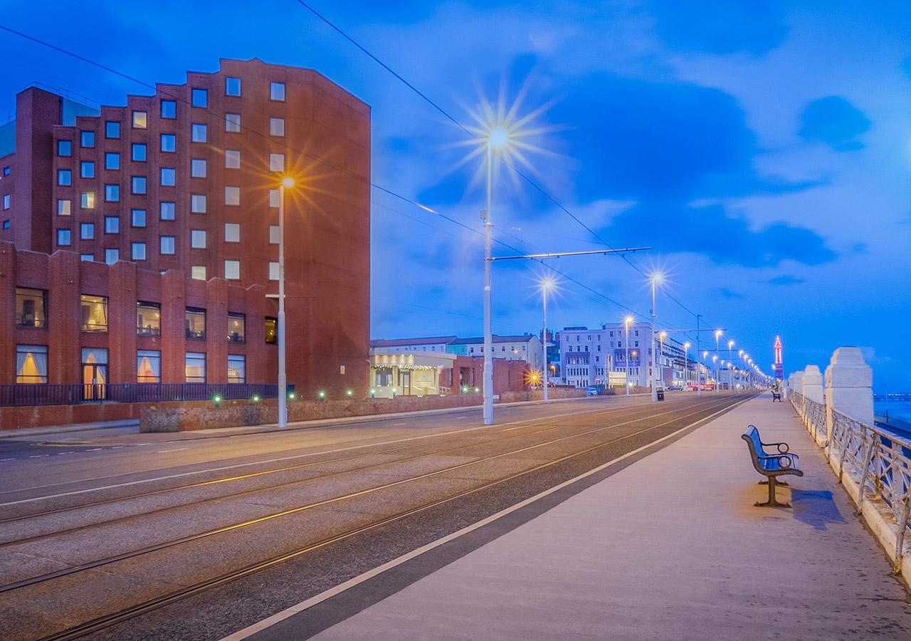Grand Hotel Blackpool Exteriér fotografie The Grand Hotel at night